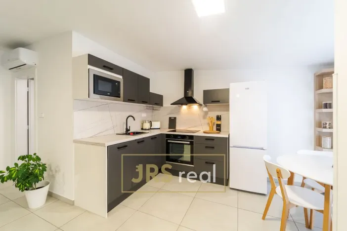 Prodej rodinného domu, Dolní Němčí, 220 m2