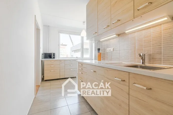 Prodej bytu 3+1, Olomouc, Nedvědova, 76 m2