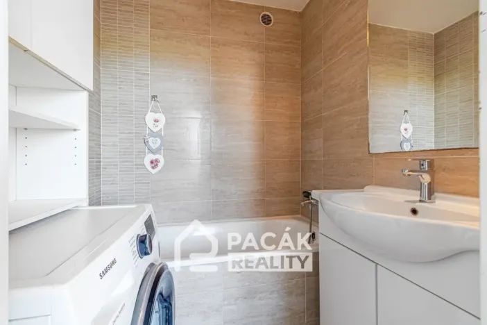 Prodej bytu 3+1, Olomouc, Nedvědova, 76 m2