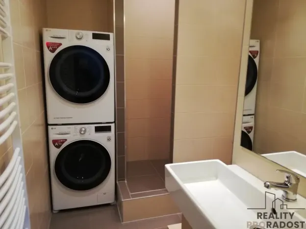 Pronájem bytu 2+1, Znojmo, Vídeňská třída, 72 m2