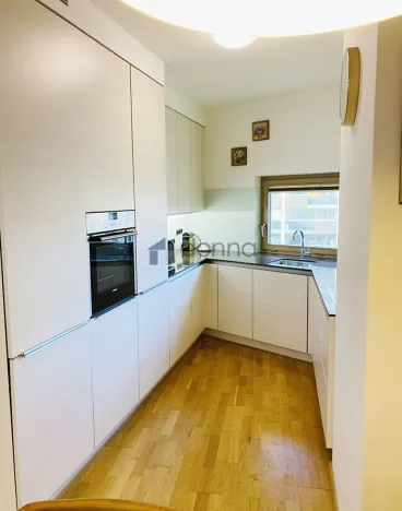 Pronájem bytu 3+kk, Praha, Jeseniova, 100 m2