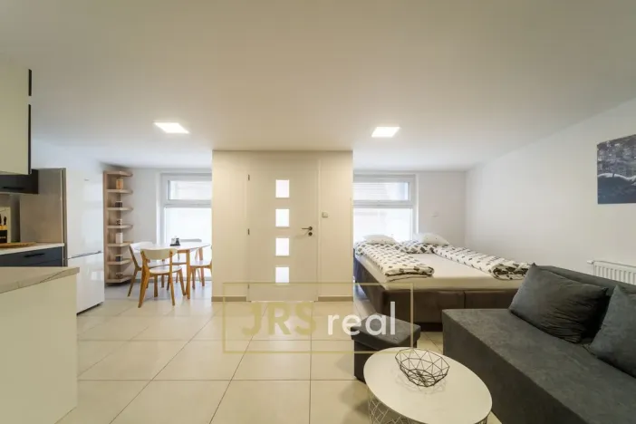 Prodej restaurace, Dolní Němčí, 220 m2