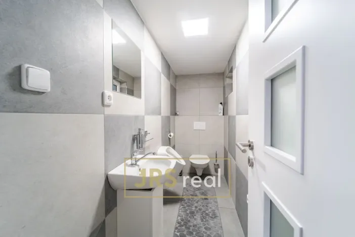 Prodej restaurace, Dolní Němčí, 220 m2