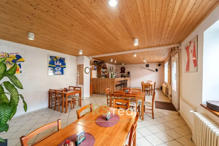 Prodej restaurace, Dolní Němčí, 220 m2