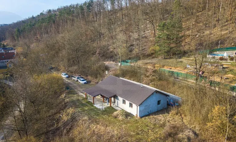 Prodej rodinného domu, Hrdlořezy, 126 m2