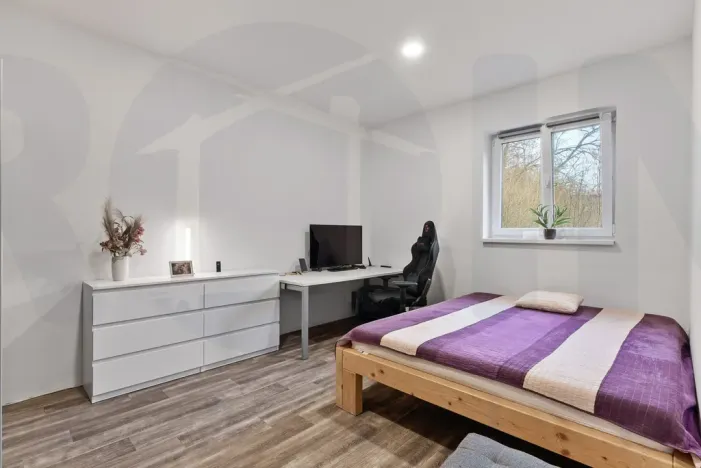 Prodej rodinného domu, Hrdlořezy, 126 m2