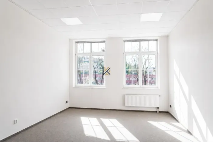 Pronájem kanceláře, Praha - Smíchov, Nádražní, 15 m2