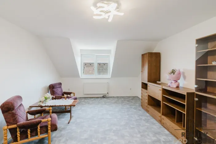 Pronájem bytu 2+1, Malešovice, 69 m2