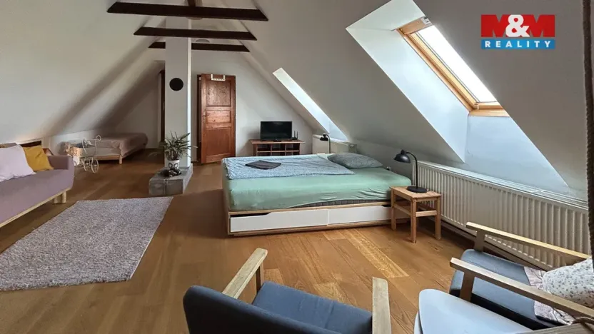 Prodej rodinného domu, Keblice, 290 m2