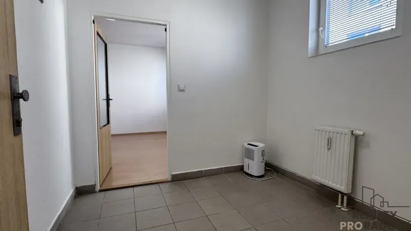 Pronájem bytu 1+kk, Hodonín, Národní třída, 50 m2