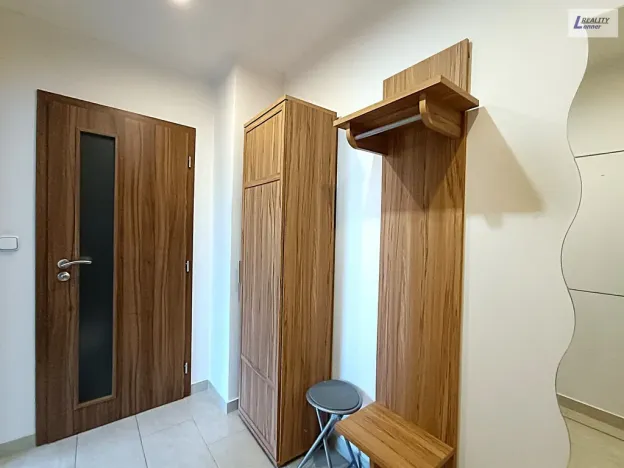 Pronájem bytu 1+kk, Praha - Letňany, Tupolevova, 26 m2