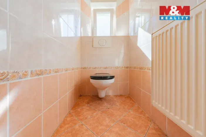 Prodej rodinného domu, Luby, Chebská, 364 m2