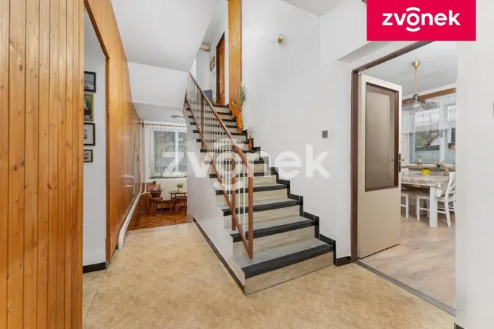 Prodej rodinného domu, Ublo, 300 m2