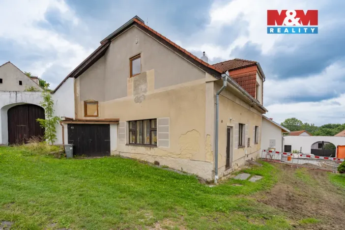 Pronájem atypického bytu, Hoštice, 60 m2