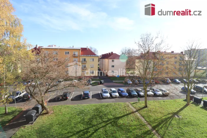 Pronájem bytu 3+1, Ostrov, Jungmannova, 76 m2