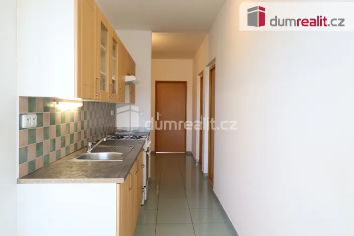 Pronájem bytu 3+1, Ostrov, Jungmannova, 76 m2