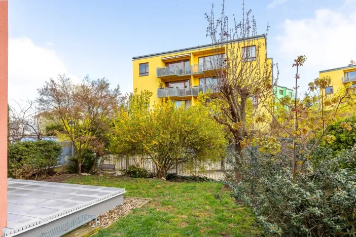 Prodej bytu 2+kk, Praha, 42 m2