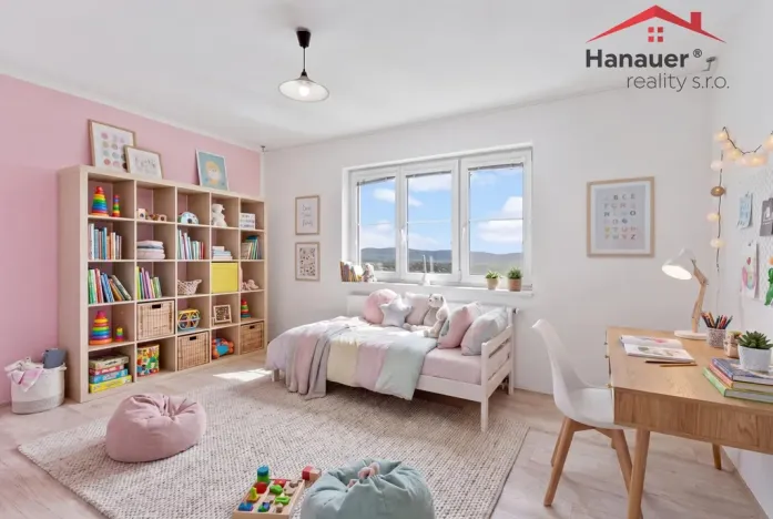 Prodej bytu 3+1, Chlumec, Stradovská, 99 m2