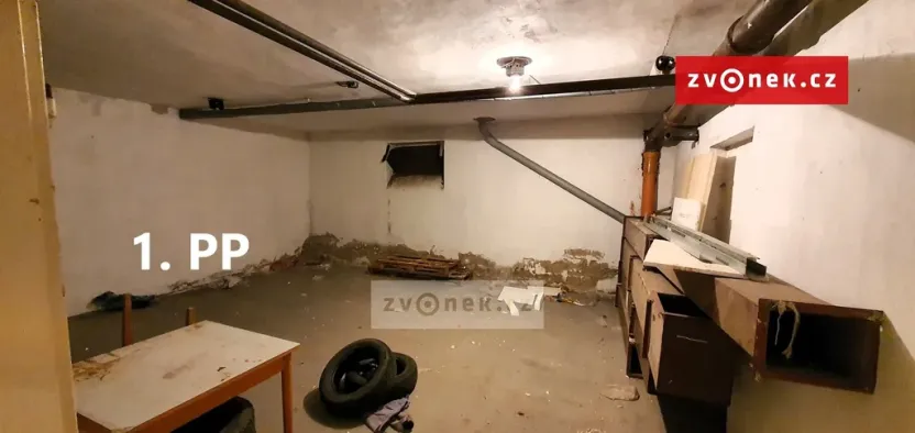 Pronájem obchodního prostoru, Hluk, 365 m2