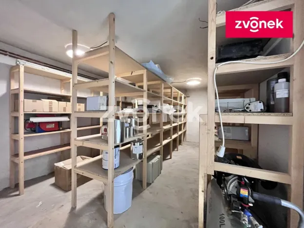 Pronájem skladu, Sazovice, 210 m2