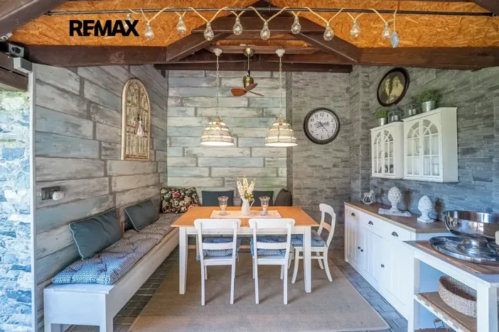 Prodej rodinného domu, Chrášťany, 175 m2