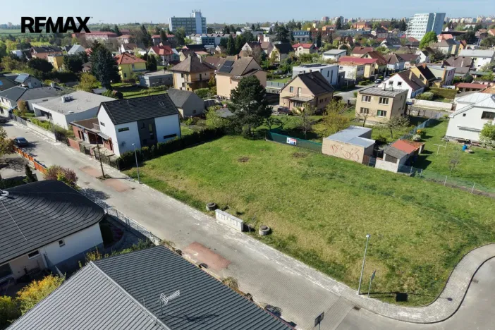 Prodej pozemku pro bydlení, Praha - Miškovice, Vrátenská, 590 m2