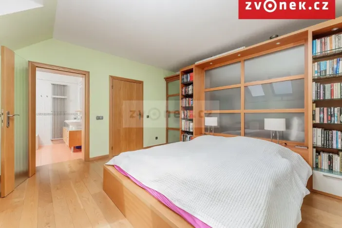 Prodej vily, Hranice - Hranice I-Město, 540 m2