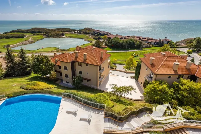 Prodej bytu 2+kk, Kavarna, Bulharsko, 97 m2