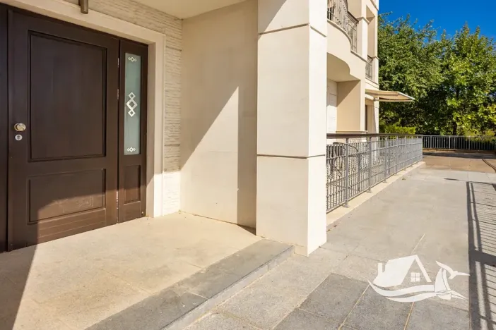 Prodej bytu 4+kk, Topola, Bulharsko, 188 m2