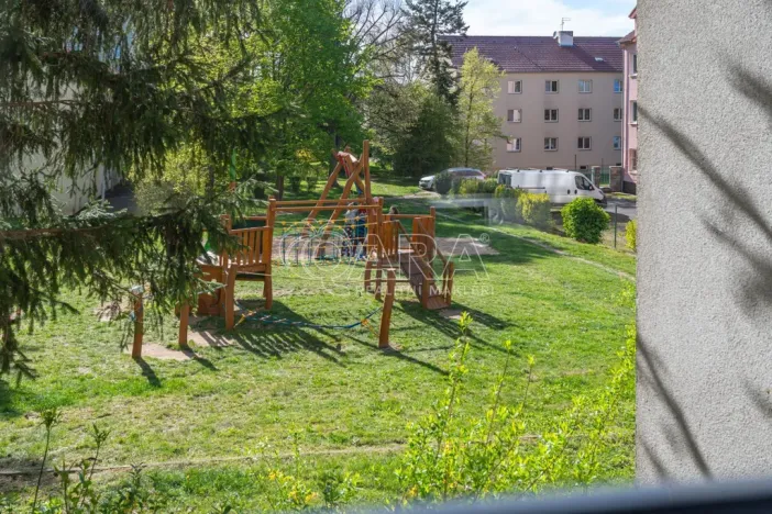 Pronájem bytu 3+kk, Praha - Komořany, Za sídlištěm, 73 m2