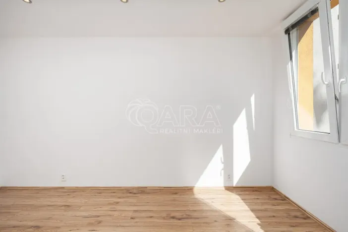 Pronájem bytu 3+kk, Praha - Komořany, Za sídlištěm, 73 m2