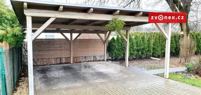 Pronájem bytu 2+1, Zlín - Kostelec, Lešenská, 75 m2