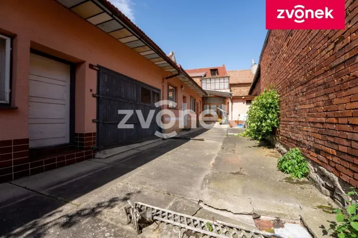 Prodej rodinného domu, Blatnice pod Svatým Antonínkem, 220 m2