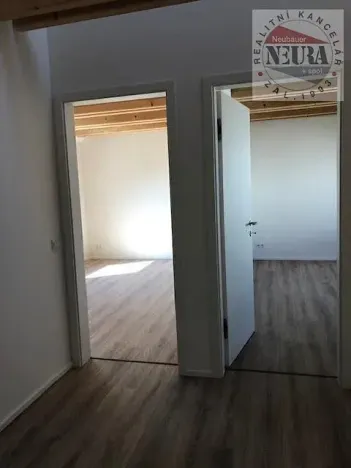 Pronájem rodinného domu, Bystřice, 144 m2