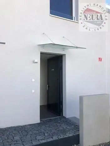 Pronájem rodinného domu, Bystřice, 144 m2