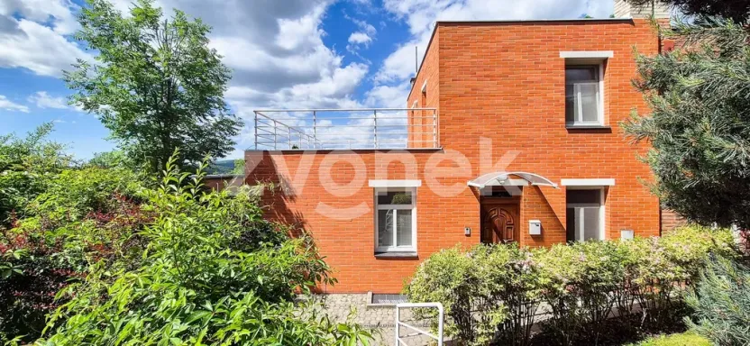 Pronájem rodinného domu, Zlín, Pod Rozhlednou, 200 m2