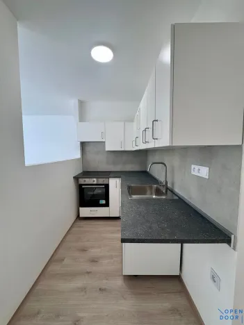 Prodej bytu 1+kk, Meziboří, B. Němcové, 35 m2