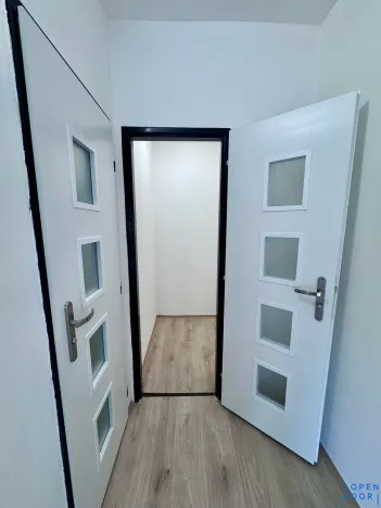 Prodej bytu 1+kk, Meziboří, B. Němcové, 35 m2