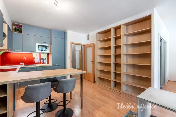 Pronájem bytu 2+kk, Praha - Libeň, Davídkova, 57 m2