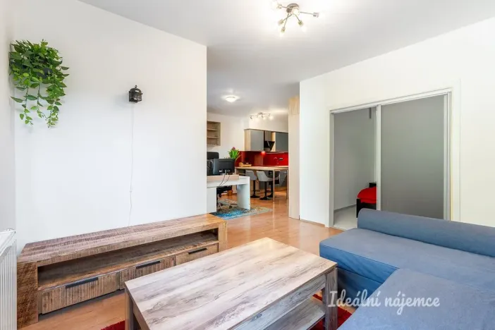 Pronájem bytu 2+kk, Praha - Libeň, Davídkova, 57 m2