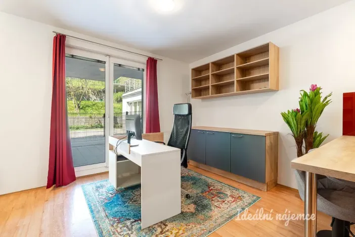 Pronájem bytu 2+kk, Praha - Libeň, Davídkova, 57 m2