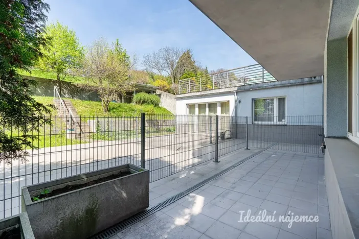 Pronájem bytu 2+kk, Praha - Libeň, Davídkova, 57 m2