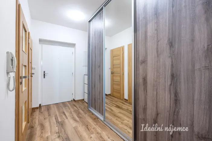 Pronájem bytu 2+kk, Praha - Libeň, Davídkova, 57 m2