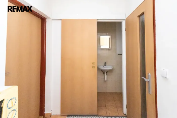 Pronájem bytu 1+1, Zlín, Kvítková, 30 m2