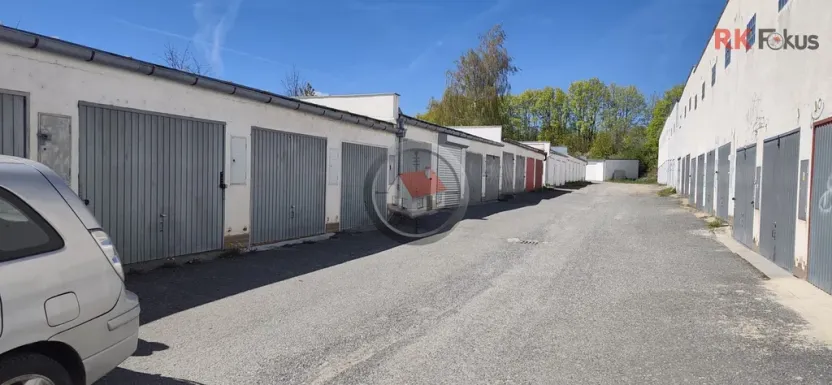 Pronájem garáže, 15 m2