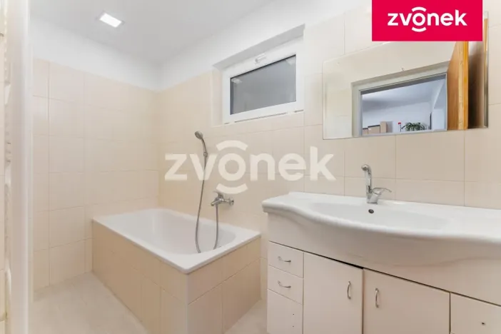 Prodej rodinného domu, Zlín - Prštné, 214 m2