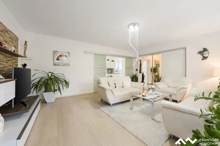 Prodej rodinného domu, Bohutice, 248 m2