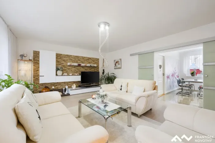 Prodej rodinného domu, Bohutice, 248 m2