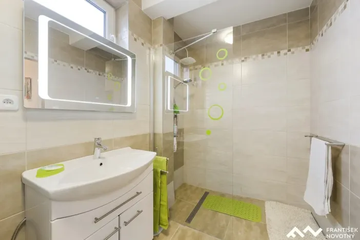 Prodej rodinného domu, Bohutice, 248 m2