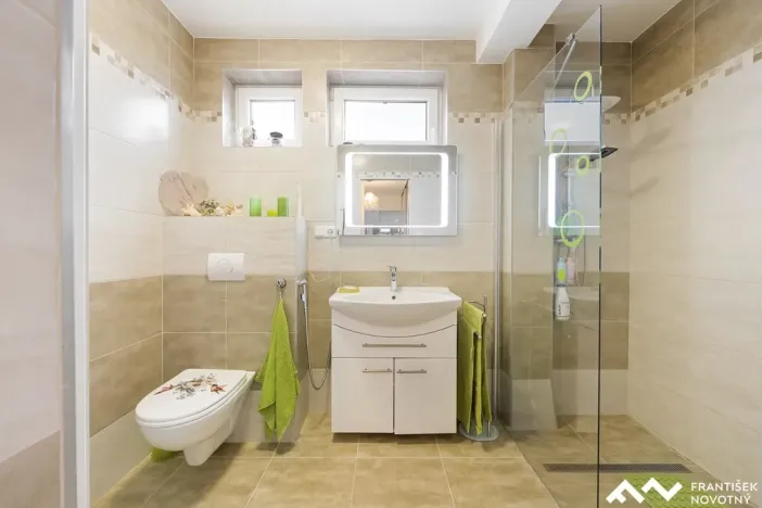 Prodej rodinného domu, Bohutice, 248 m2